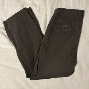 Calvin Klein Men’s Chino pants 33x30 in dark gray
